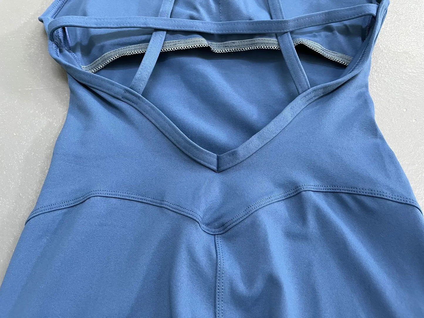Seamless Yoga Jumpsuits Sports Fitness Backless Hip-lifting Running Jumpsuits Training Dance Dress Gym Workout Clothes for Women