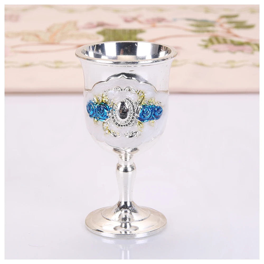 Vintage Palace White Wine Glass Engraved Flower Pattern Goblet Wineglass Bar Metal Wine Glass Champagne Cocktail Drinking Cup