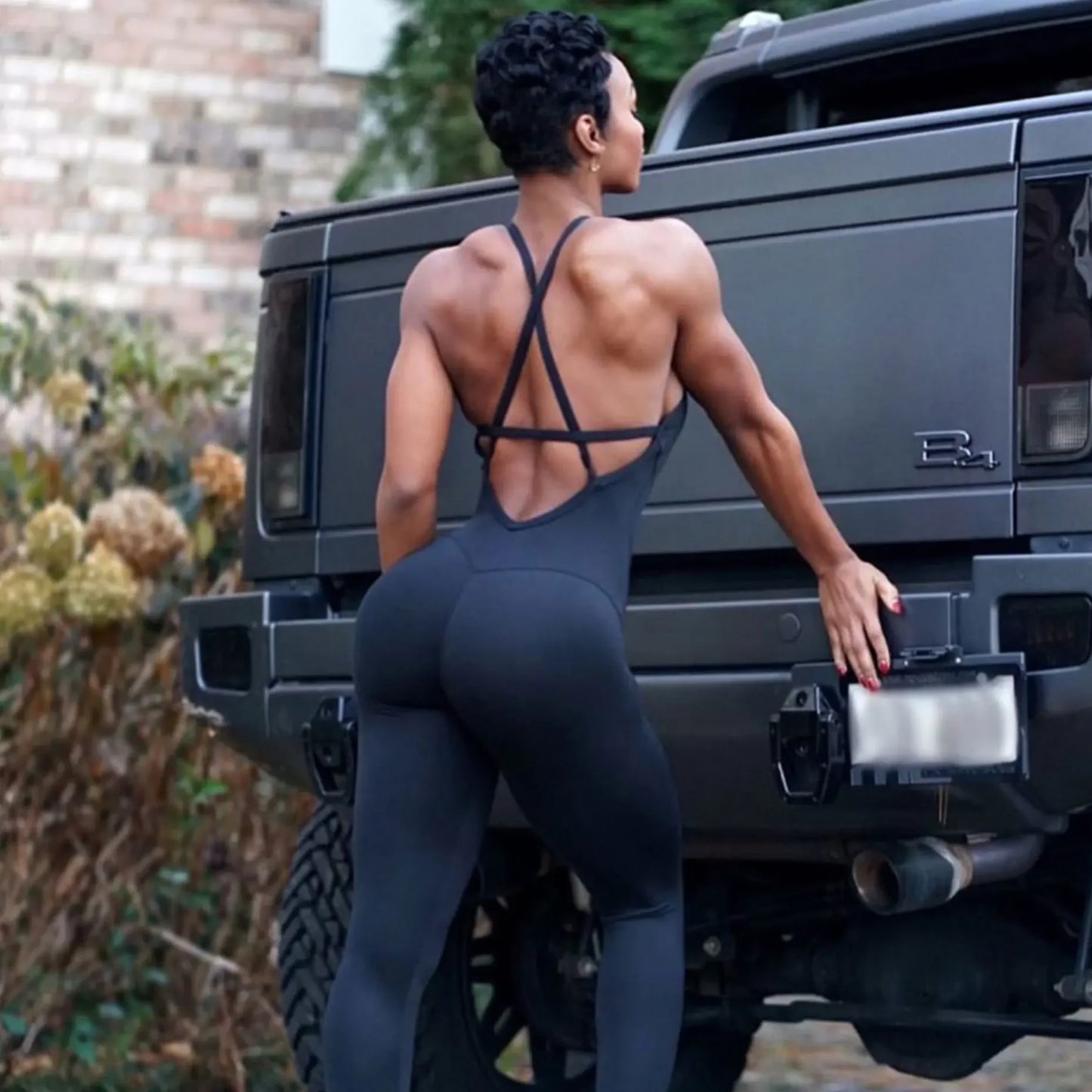 Seamless Yoga Jumpsuits Sports Fitness Backless Hip-lifting Running Jumpsuits Training Dance Dress Gym Workout Clothes for Women