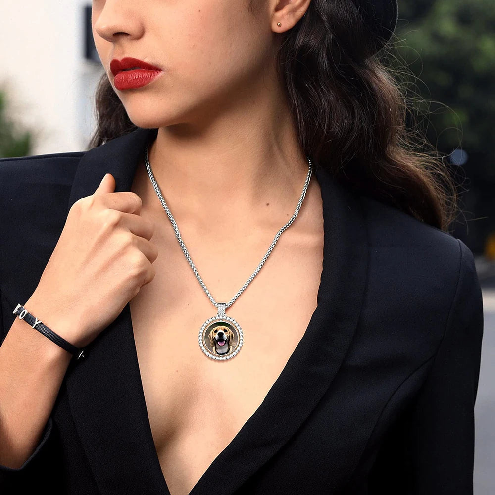 Custom Rotating Double Sides Photo Medallions Pendant Necklace Iced out Circle Photo Chain Pendant Couple Valentine's Day gift
