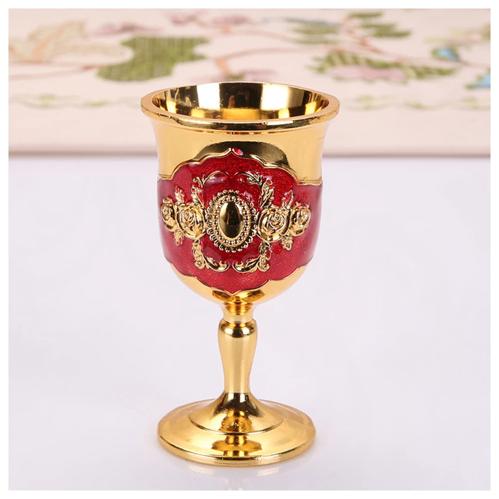 Vintage Palace White Wine Glass Engraved Flower Pattern Goblet Wineglass Bar Metal Wine Glass Champagne Cocktail Drinking Cup