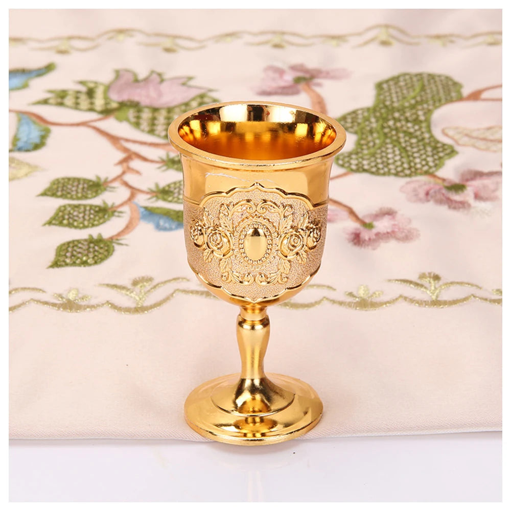 Vintage Palace White Wine Glass Engraved Flower Pattern Goblet Wineglass Bar Metal Wine Glass Champagne Cocktail Drinking Cup