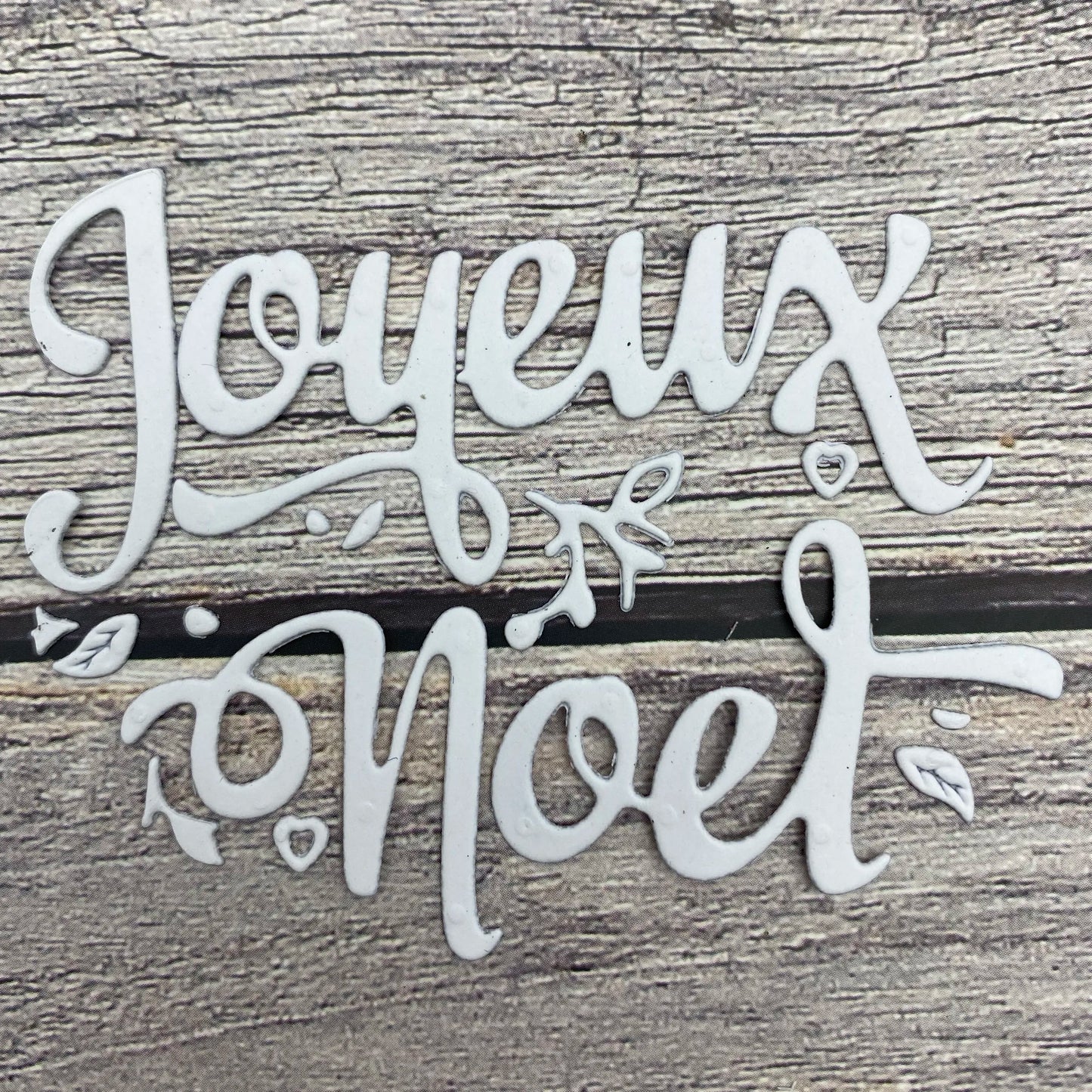 French Words 'Joyeuses Fêtes', 'Joyeux Noël', and 'Bonne Année' Metal Cutting Dies – Perfect for Greeting Card Making, Scrapbooking, and DIY Gifts, 2024 New