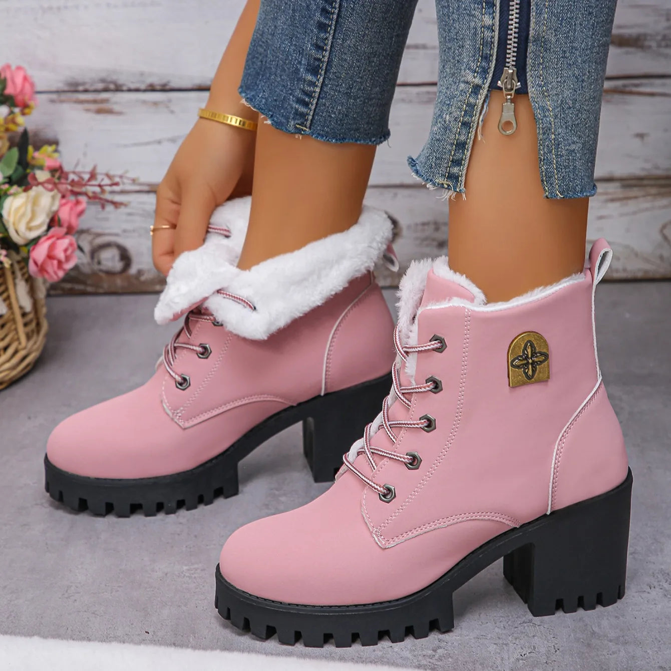 Women Snow Boots Winter Thickened Fluff Warm Ankle Boots Women Fashion Comfortable Outdoor High Heels Shoes Women Botas De Mujer